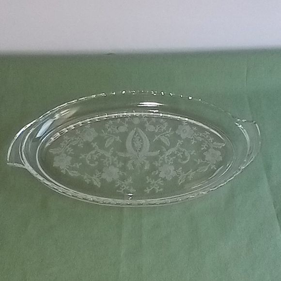 Vintage Viking Martinsville Etched Glass Set of 3 Creamer & Sugar Tray S… - Picture 4 of 8